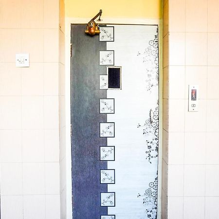Hotel O Vibrant Residency Ahmedabad Exterior photo